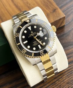 TheChronoLux - Rolex Submariner 41mm Black & Gold, 112