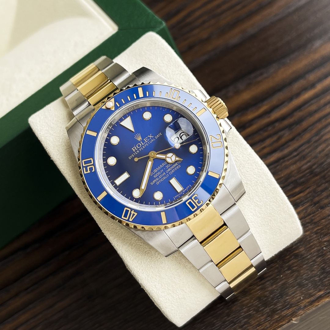 TheChronoLux - Rolex Submariner 41mm Blue & Gold, 131