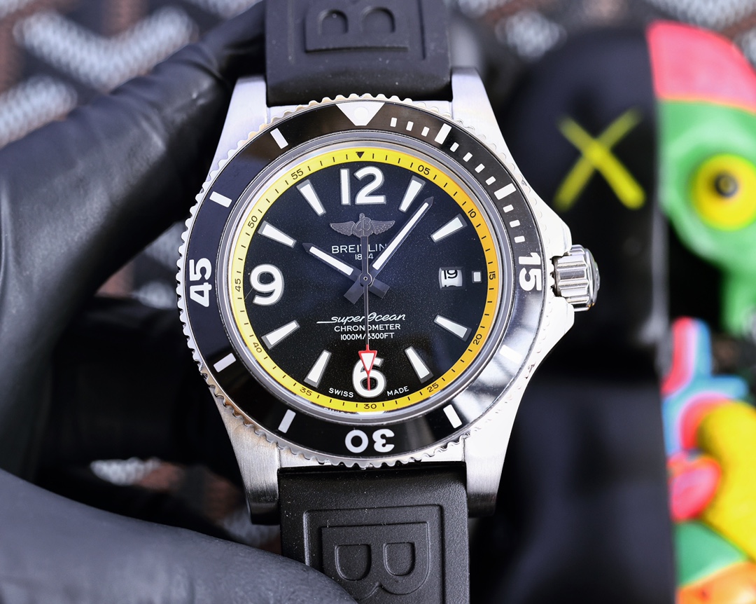 TheChronoLux - Breitling Superocean II 44mm Black & Yellow, 13327064182498877