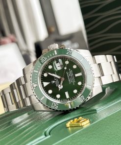 TheChronoLux - Rolex Submariner 41mm Hulk, 13327151719702726