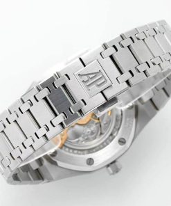 TheChronoLux - Audemars Piguet Royal Oak Jumbo 15202 39mm White, photo 2024 07 02 16 02 12 2