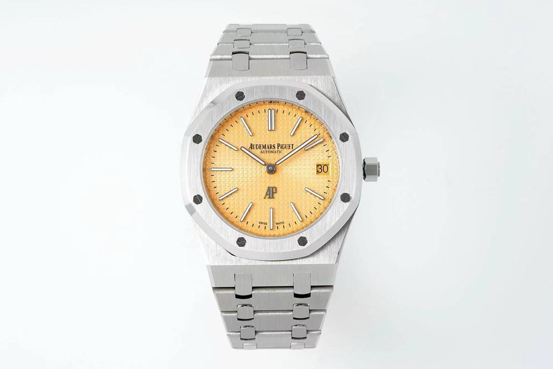 TheChronoLux - Audemars Piguet Royal Oak Jumbo 15202 39mm Salmon, photo 2024 07 02 16 38 12